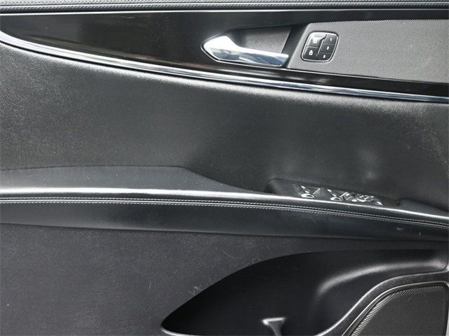 2021 Lincoln Nautilus Standard AWD - 22983665 - 12