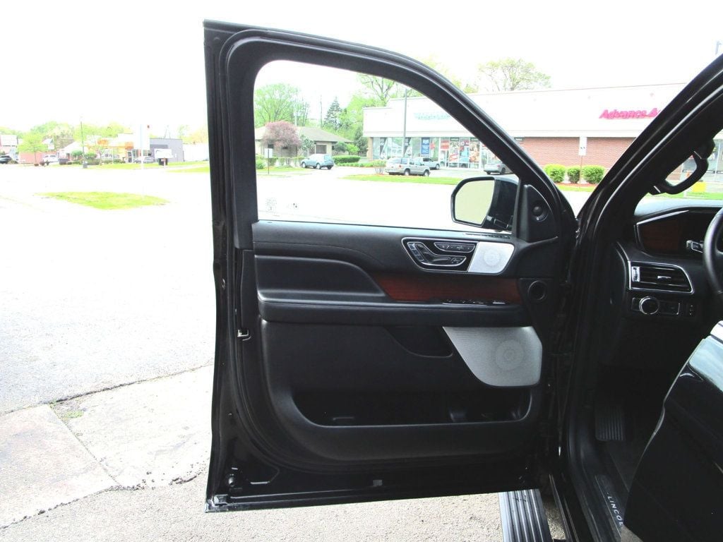 2021 Lincoln Navigator Reserve 4x4 - 23018454 - 44