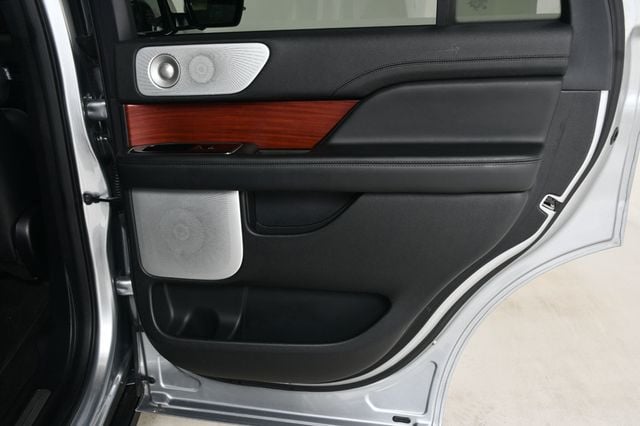 2021 Lincoln Navigator Reserve 4x4 - 22946538 - 24
