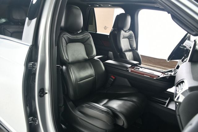 2021 Lincoln Navigator Reserve 4x4 - 22946538 - 30