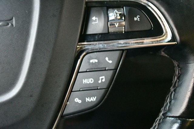 2021 Lincoln Navigator Reserve 4x4 - 22946538 - 40