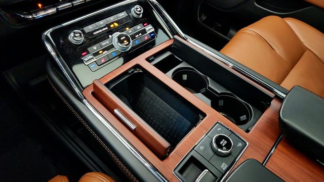 2021 Lincoln Navigator L Reserve 4x4 - 22945917 - 15