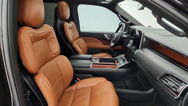 2021 Lincoln Navigator L Reserve 4x4 - 22945917 - 23