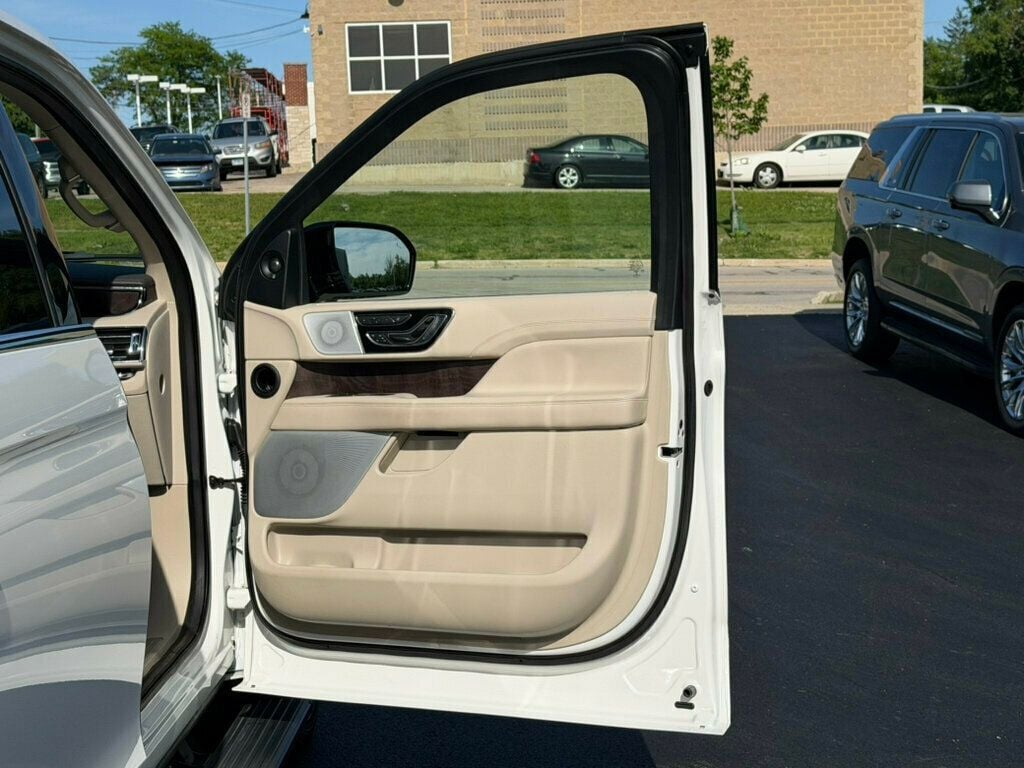 2021 Lincoln Navigator L Reserve 4x4 - 23033469 - 25