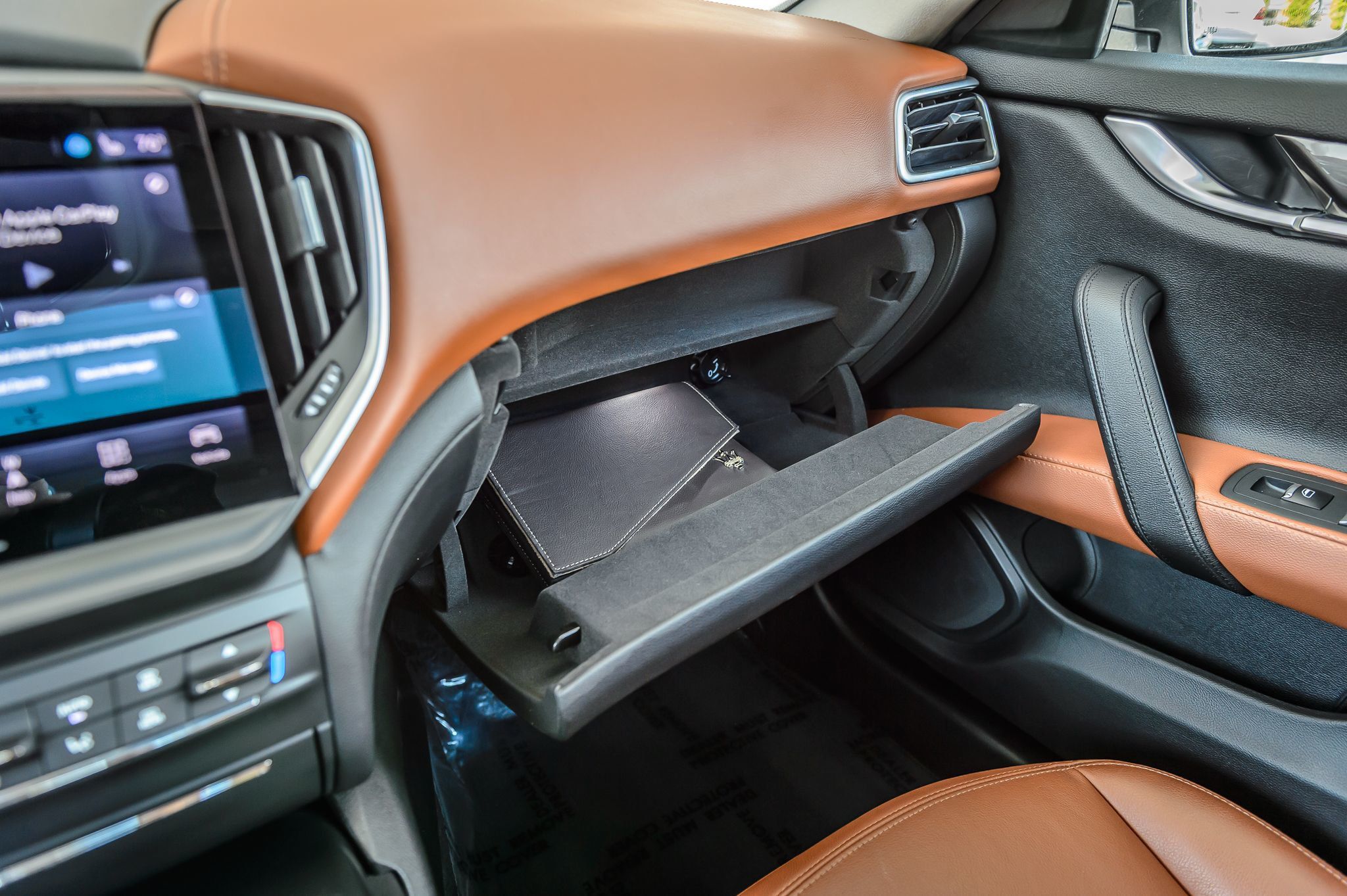2021 Maserati Ghibli S photo 33