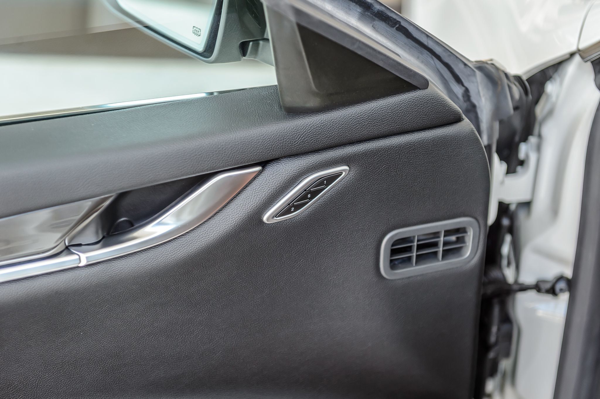 2021 Maserati Ghibli S photo 48