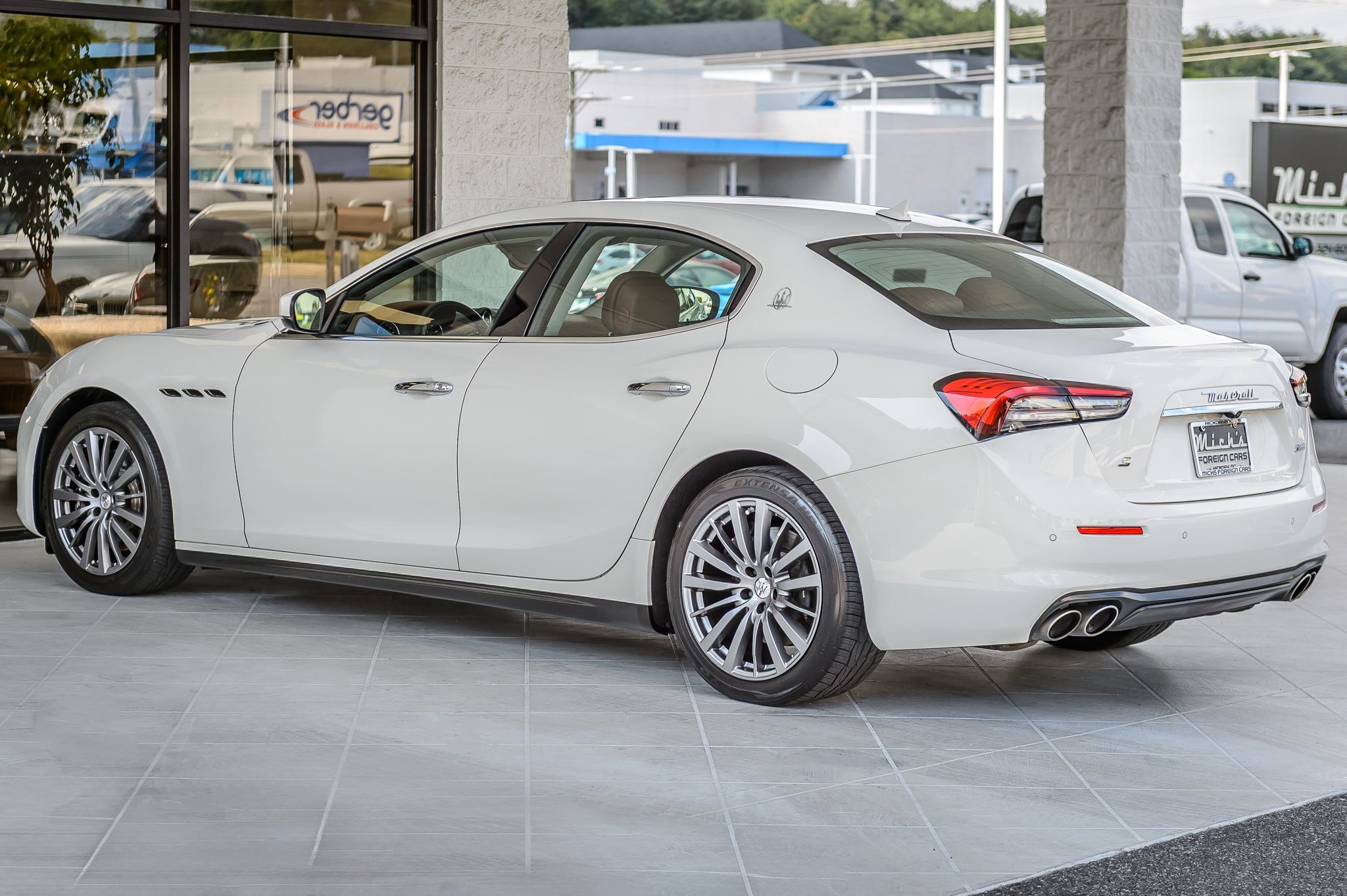 2021 Maserati Ghibli S photo 7