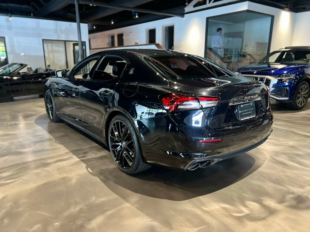 2021 Maserati Ghibli Base photo 3