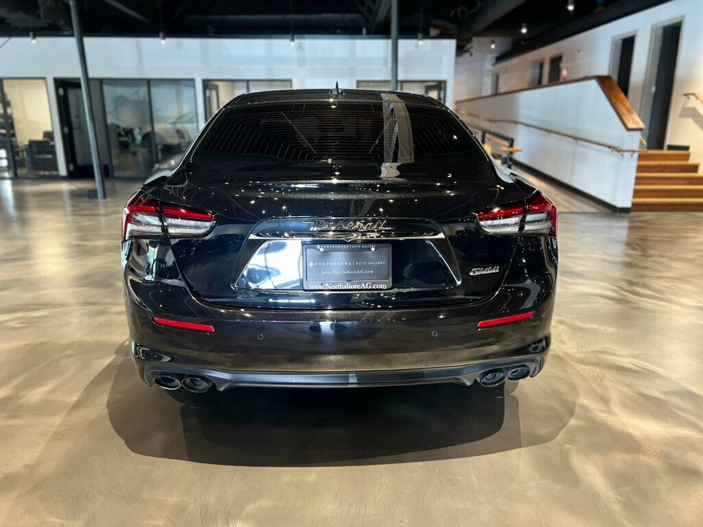 2021 Maserati Ghibli Base photo 4