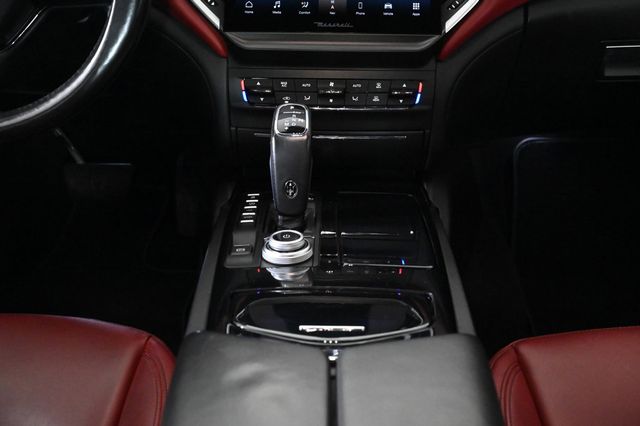 2021 Maserati Ghibli S Q4 - 22943313 - 13