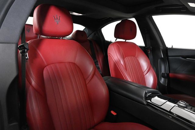 2021 Maserati Ghibli S Q4 - 22943313 - 15