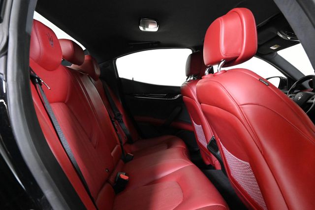 2021 Maserati Ghibli S Q4 - 22943313 - 16
