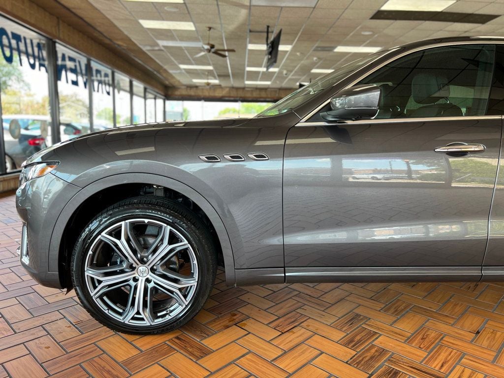 2021 Maserati Levante GT photo 4