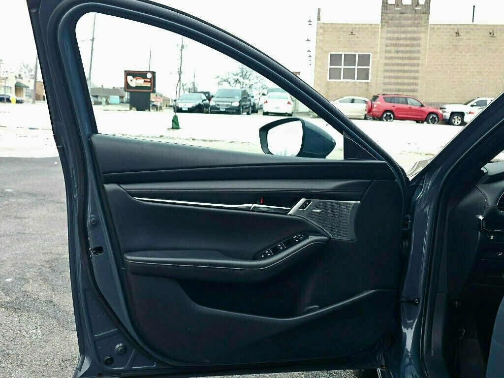 2021 MAZDA MAZDA3 - Image 21