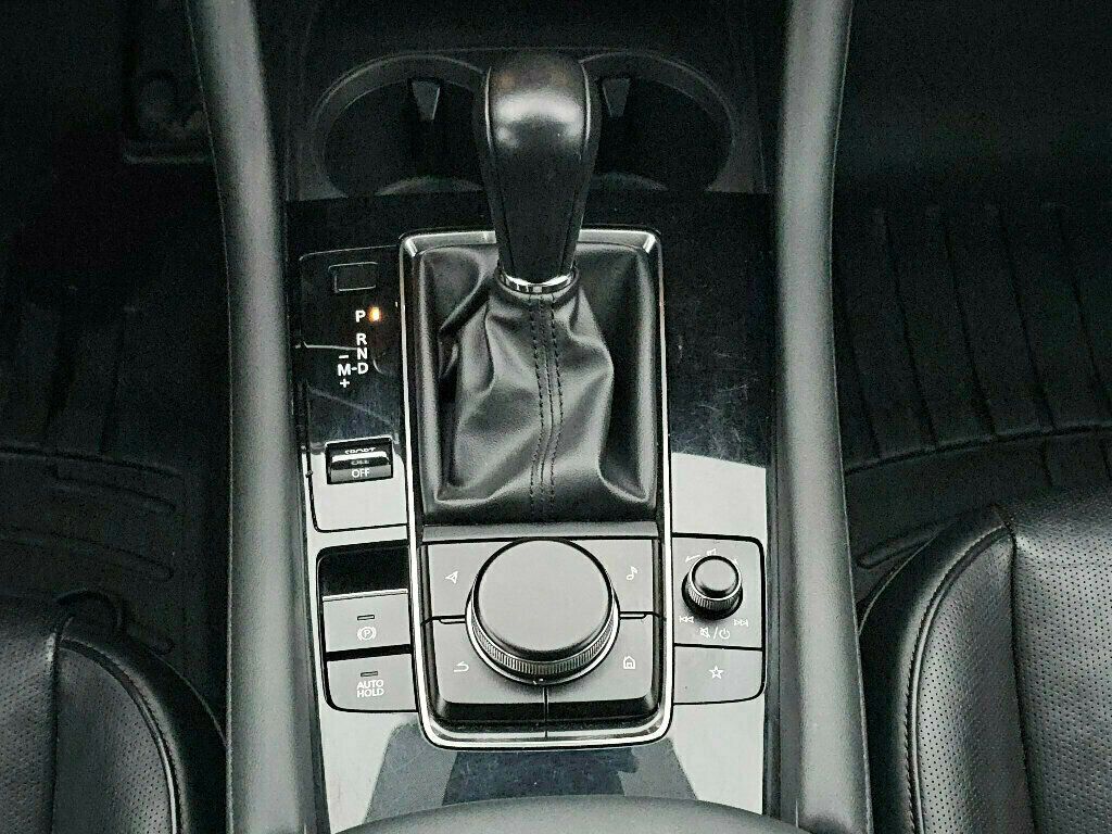 2021 MAZDA MAZDA3 - Image 30
