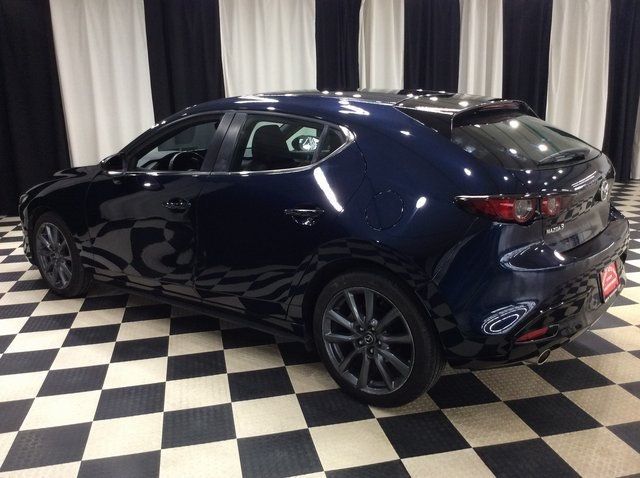 2021 Mazda Mazda3 Hatchback Select photo 4