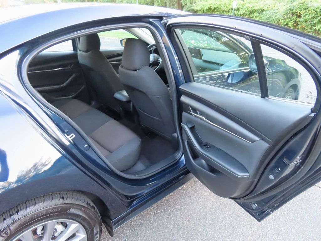 2021 Mazda Mazda3 Sedan 2.5 s photo 22