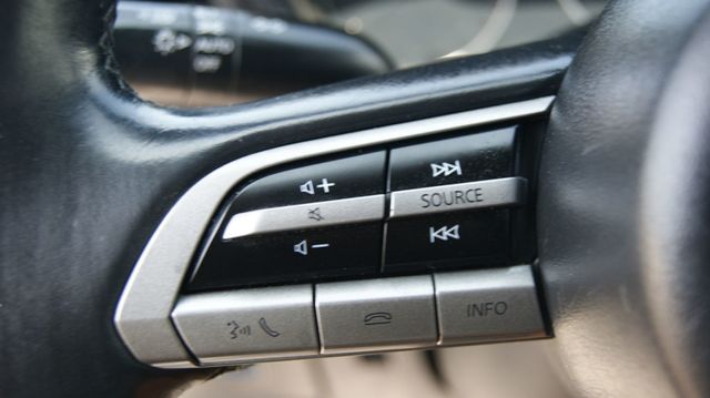 2021 Mazda Mazda3 Sedan 3 MONTH WARRANTY , JUST SERVICED , VERY CLEAN INSIDE AND OUT  - 23057275 - 21