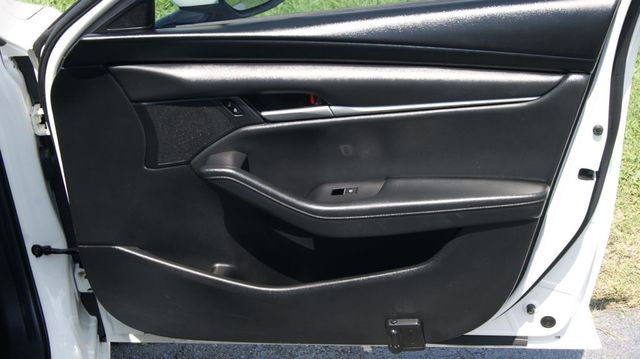 2021 Mazda Mazda3 Sedan 3 MONTH WARRANTY , JUST SERVICED , VERY CLEAN INSIDE AND OUT  - 23057275 - 46