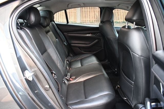 2021 Mazda Mazda3 Sedan Preferred FWD - 22795469 - 18