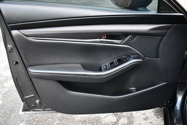 2021 Mazda Mazda3 Sedan Preferred FWD - 22795469 - 30