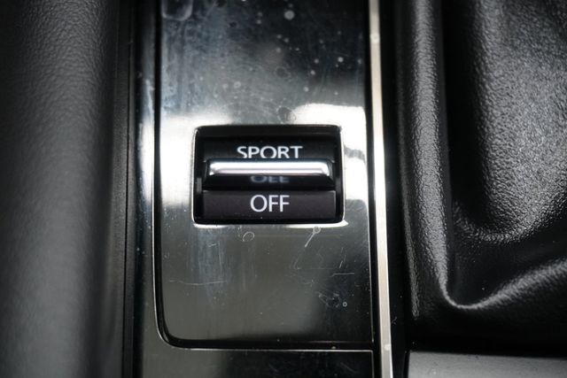 2021 Mazda Mazda3 Sedan Premium FWD - 23000879 - 22