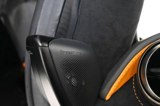 2021 McLaren 720S Performance - 22948365 - 17