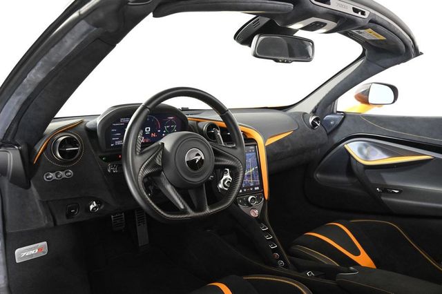 2021 McLaren 720S Performance - 22948365 - 8
