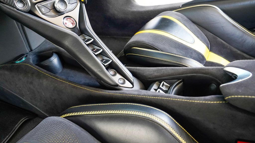 2021 McLaren 720S Performance Spider - 22823868 - 59