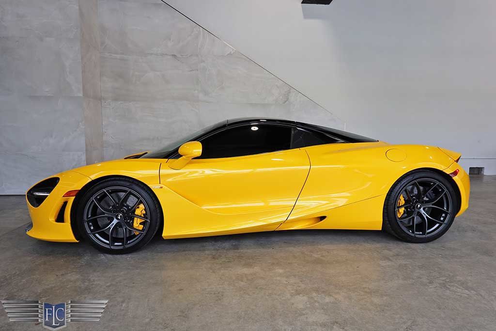 2021 McLaren 720S Performance Spider - 22544801 - 3