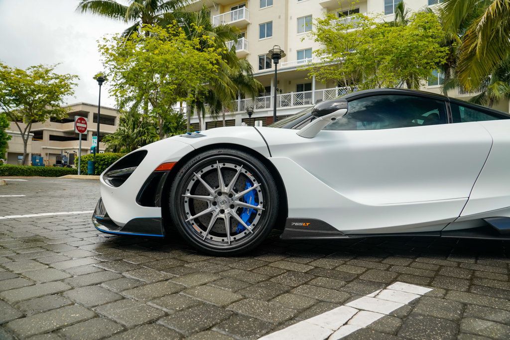 2021 McLaren 765LT Coupe - 22828181 - 13