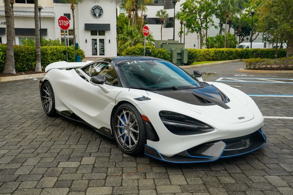 2021 Mclaren 765LT photo 2