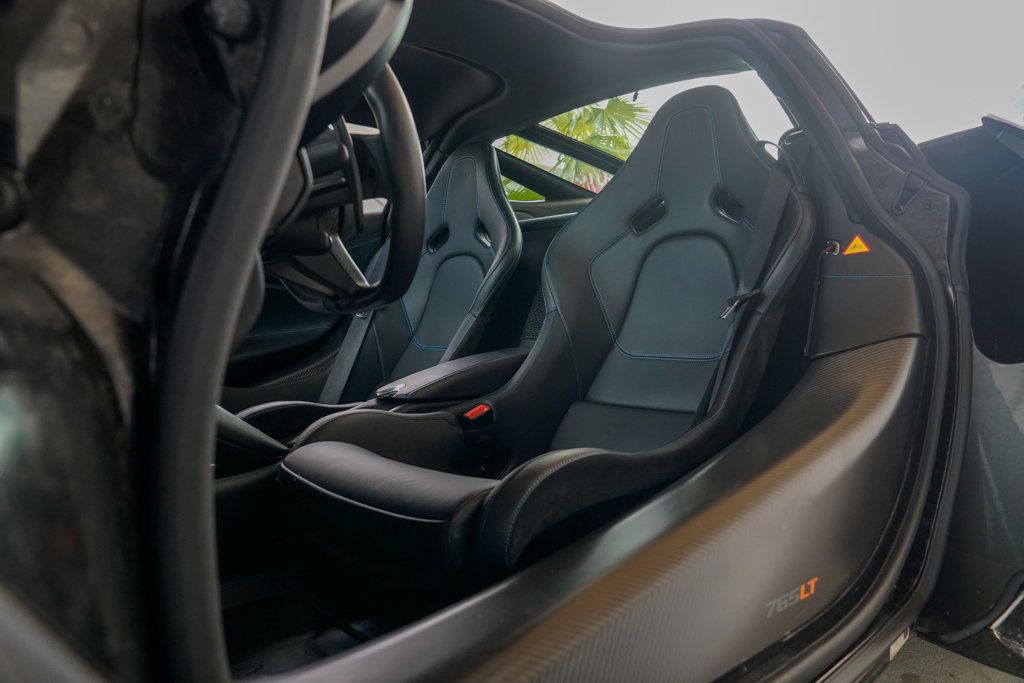 2021 Mclaren 765LT photo 4