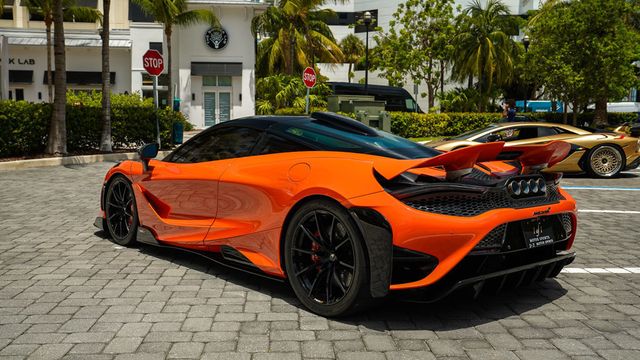 2021 McLaren 765LT Coupe - 22864592 - 18