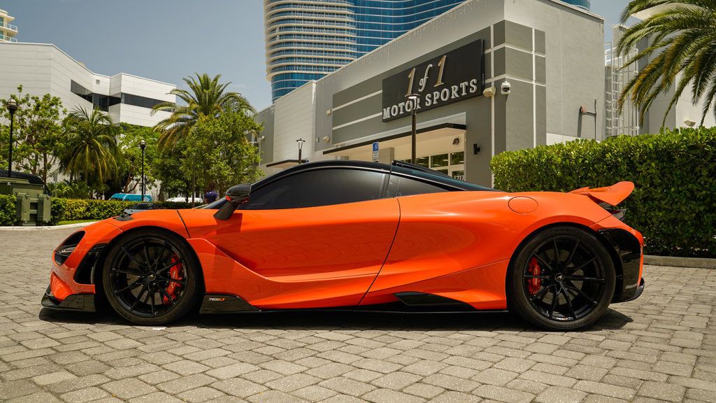 2021 Mclaren 765LT photo 25