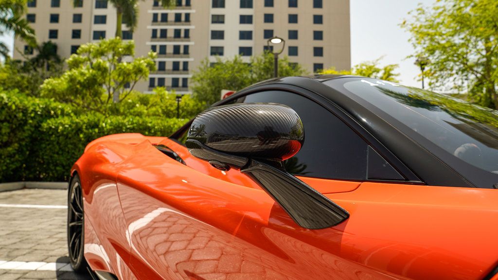 2021 Mclaren 765LT photo 38