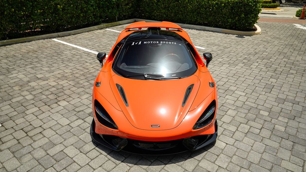2021 Mclaren 765LT photo 4