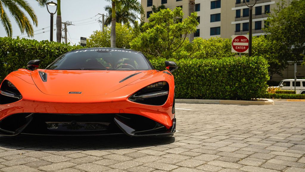 2021 Mclaren 765LT photo 6