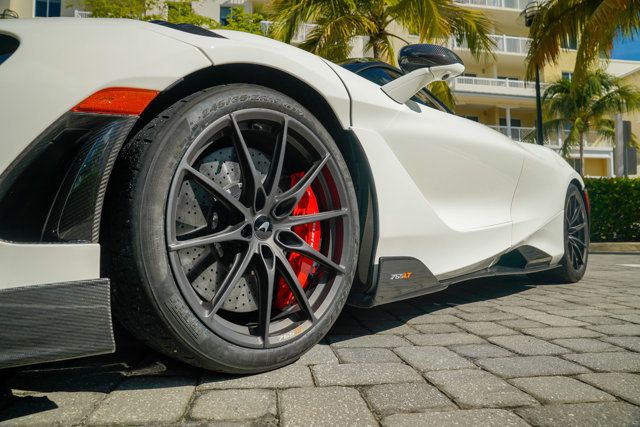 2021 McLaren 765LT Coupe - 22904876 - 12