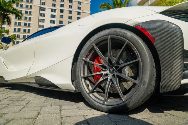 2021 McLaren 765LT Coupe - 22904876 - 18