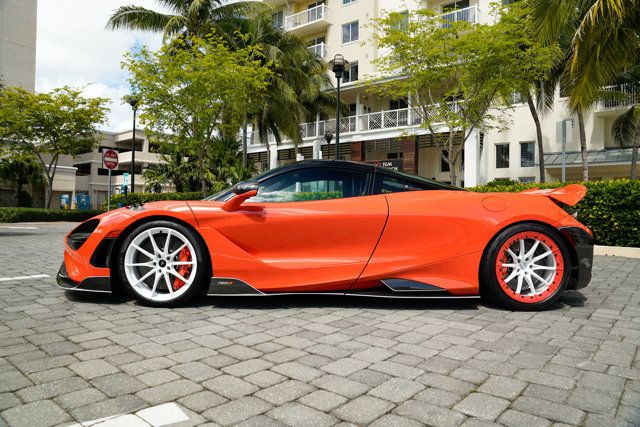 2021 McLaren 765LT Coupe - 22928317 - 14