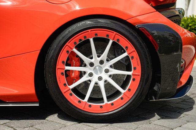 2021 McLaren 765LT Coupe - 22928317 - 16