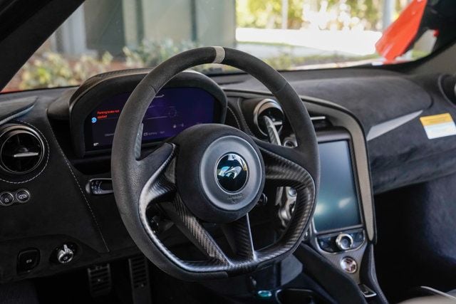 2021 McLaren 765LT Coupe - 22928317 - 65