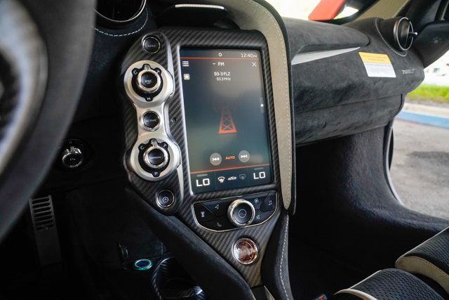 2021 McLaren 765LT Coupe - 22928317 - 73