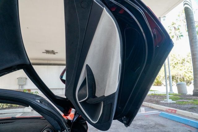 2021 McLaren 765LT Coupe - 22928317 - 77