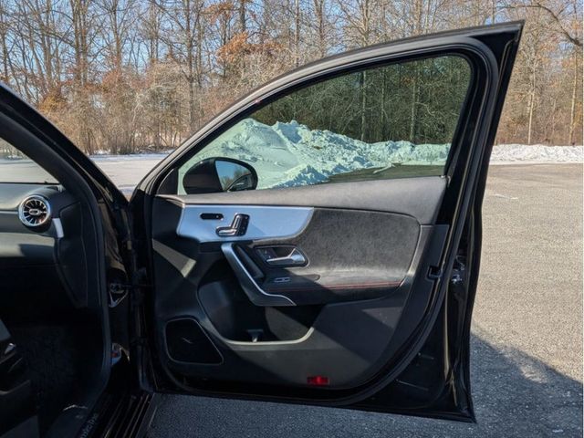 2021 Mercedes-Benz A-Class A 220 4MATIC Sedan - 22982272 - 11