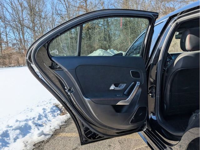 2021 Mercedes-Benz A-Class A 220 4MATIC Sedan - 22982272 - 8