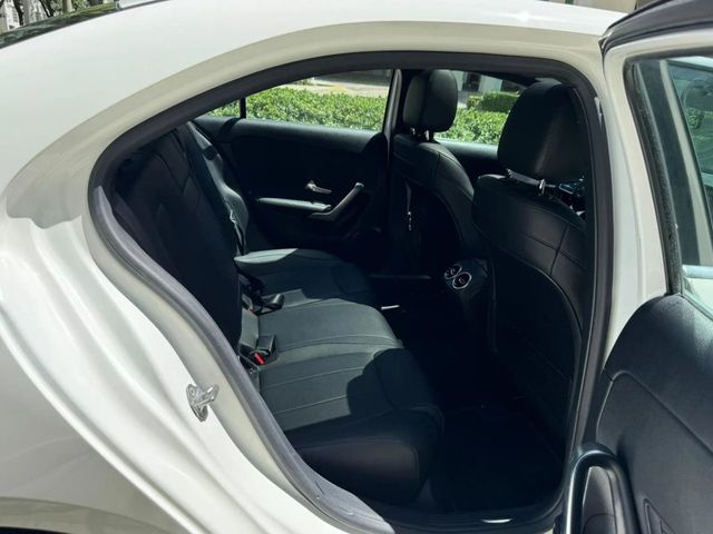 2021 Mercedes-Benz A-Class A 220 4MATIC Sedan - 22894576 - 10