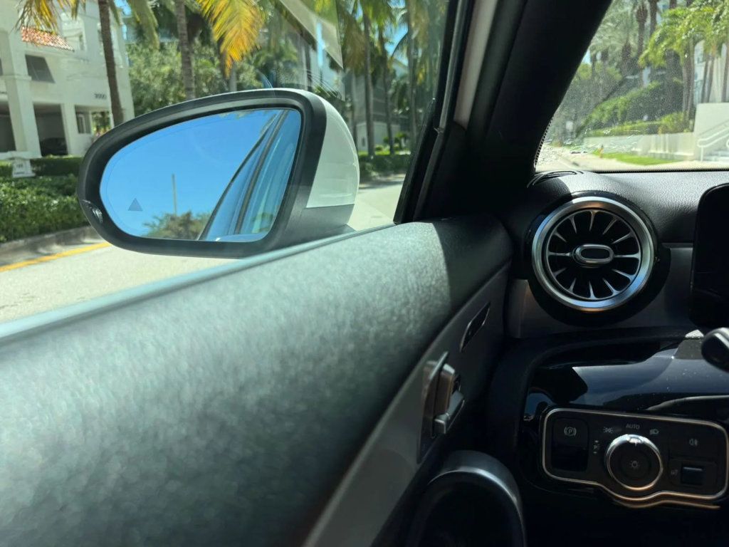 2021 Mercedes-Benz A-Class A 220 4MATIC Sedan - 22894576 - 31