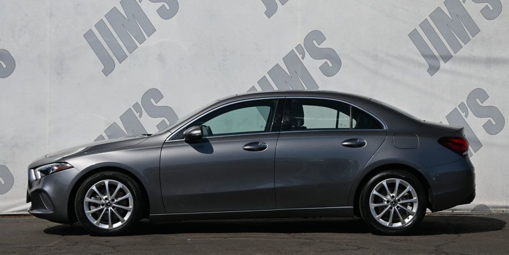 2021 Mercedes Benz A 220 photo 3
